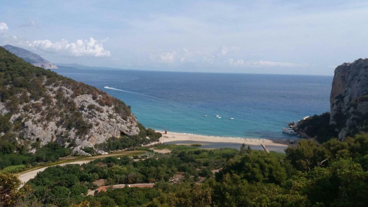 Appartamenti Le Conchiglie E Le Stelle Marine Cala Gonone Luaran gambar